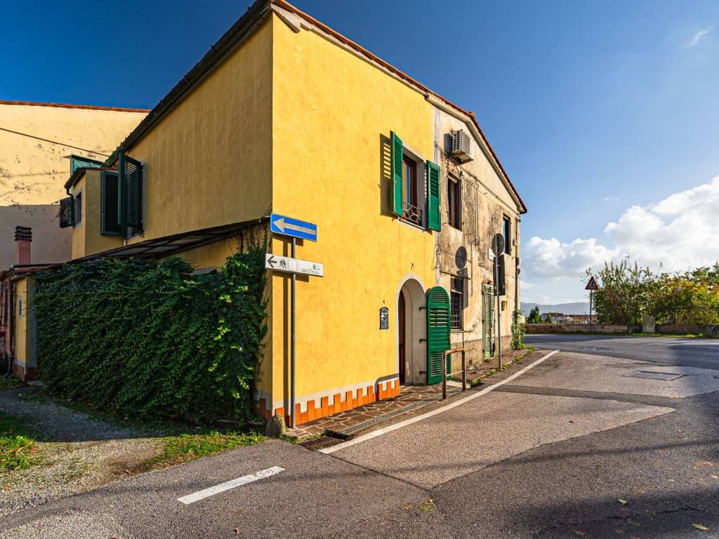 Villa a Pistoia in Via Bure Vecchia Sud - Foto 2