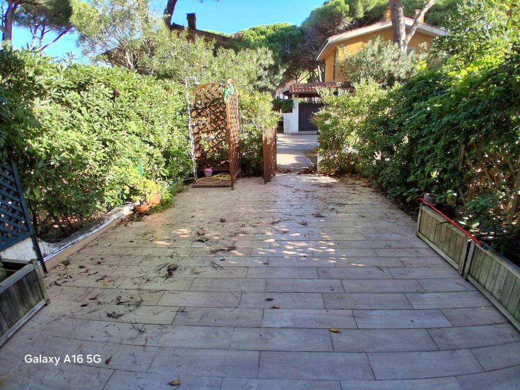 Appartamento a Orbetello in Via Provinciale di Giannella, 158 - Foto 2