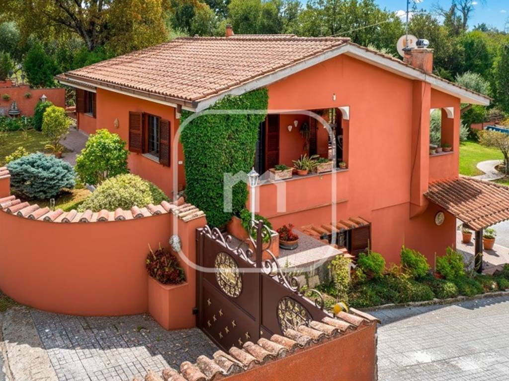 Villa a Palestrina in Via Colle del Vescovo, 21 - Foto 3