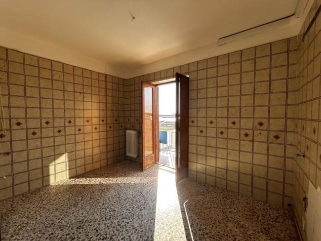 Appartamento a Terlizzi in Via Piscina Nuova - Foto 4