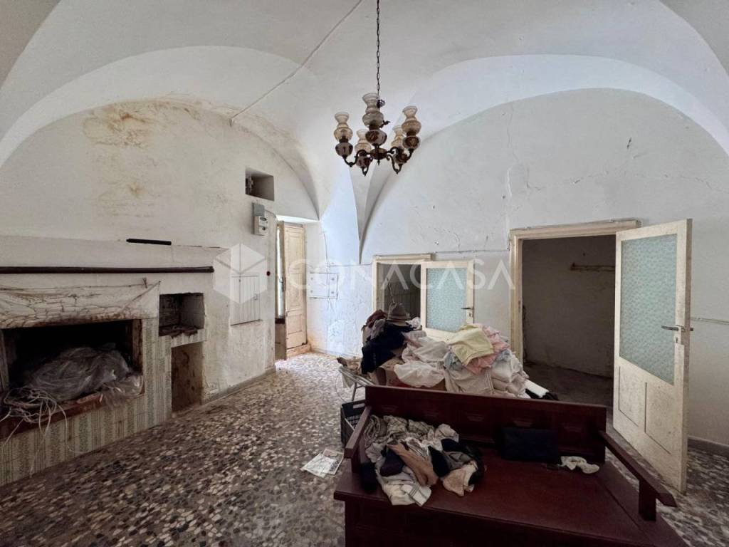 Casa indipendente a Ceglie messapica in Via Colucci Vico 1 - Foto 2