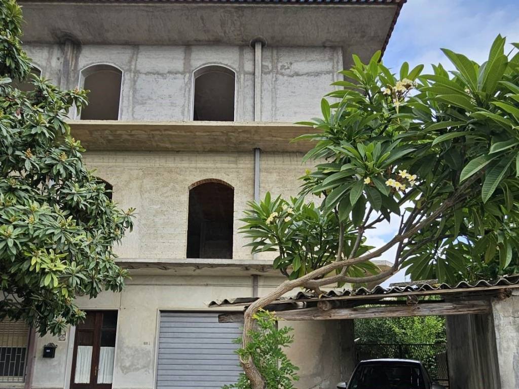 Palazzo / stabile a Taormina in Via Cannizzoli, 58 - Foto 5