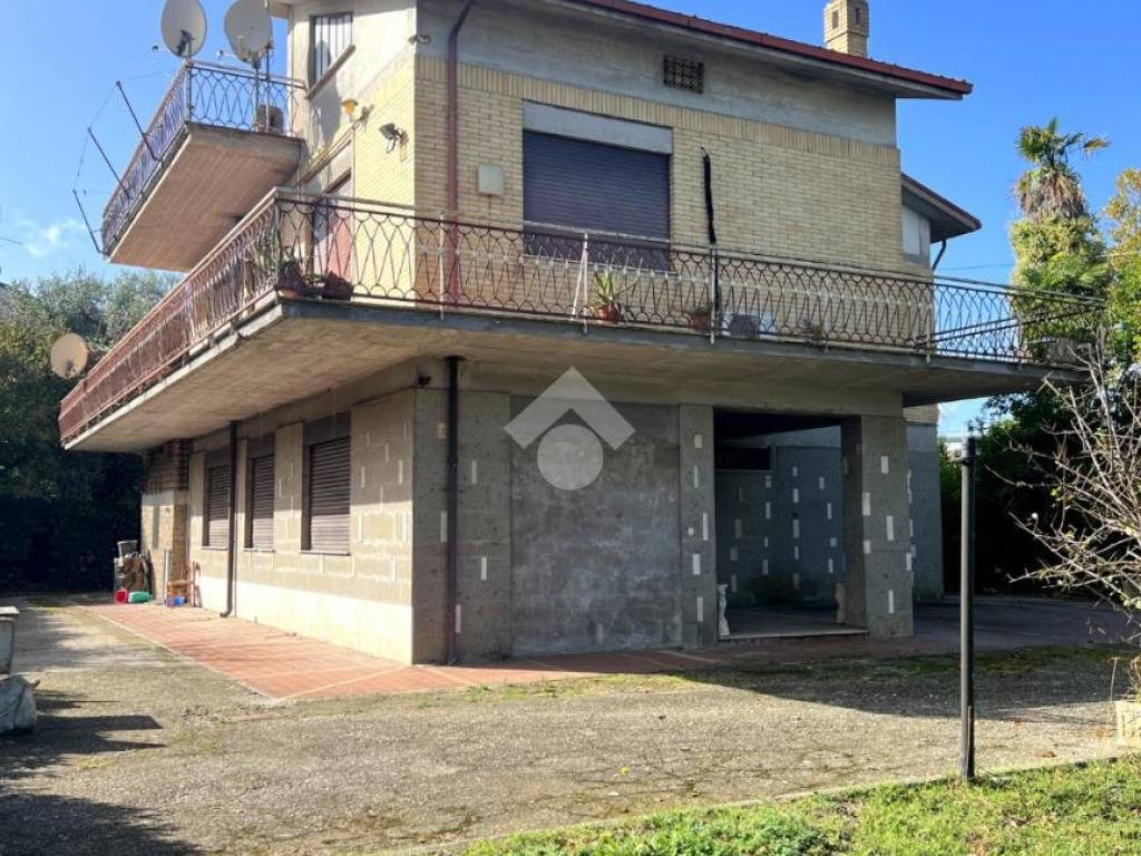 Villa a Civita castellana in Via terni, 38 - Foto 2