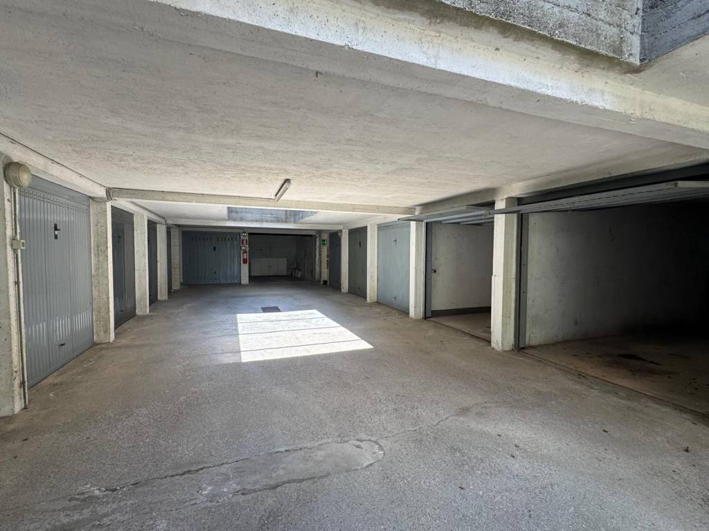 Box / garage a Clusone in Via Geremia Bonomelli, 4 - Foto 5