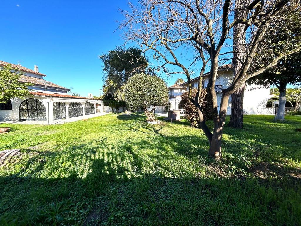 Villa a Terracina in Via San Felice Circeo - Foto 2