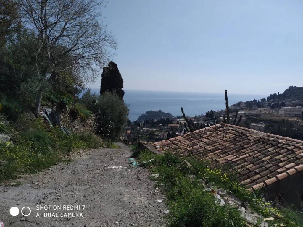Terreno a Taormina in Via David Herbert Lawrence, 8 - Foto 2