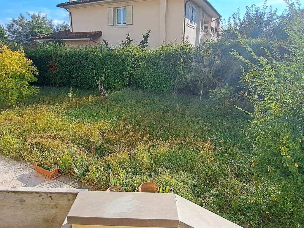 Villa a Vinci in Via Vincenzo Bellini - Foto 2