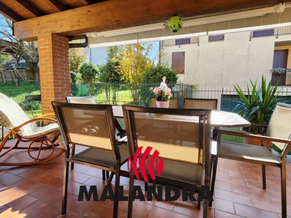 Villa a Divignano in Via Giacomo Leopardi - Foto 4