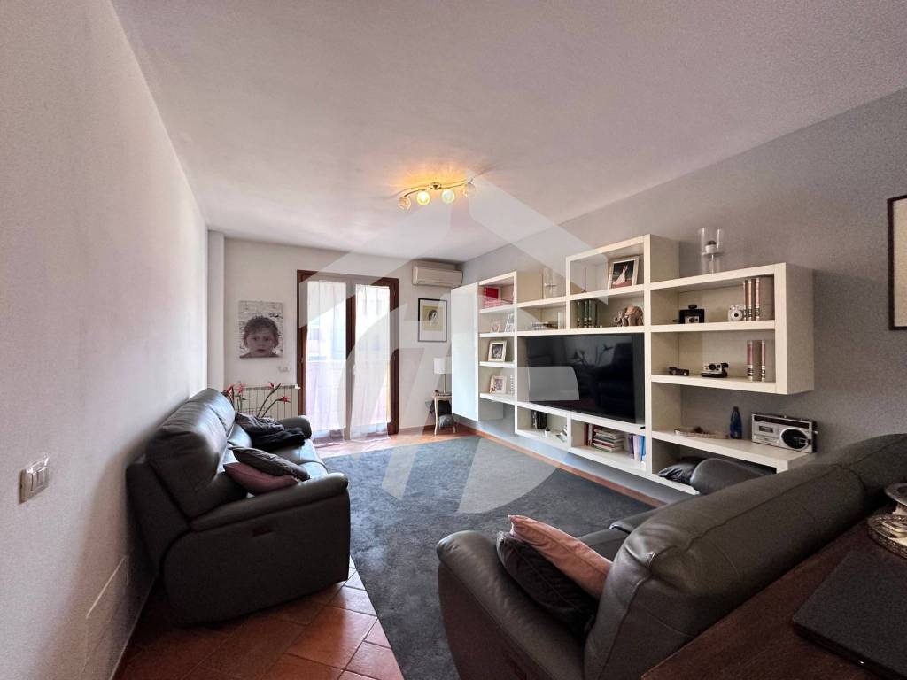 Casa indipendente a Figline e incisa valdarno in Via Giovanni Falcone - Foto 3