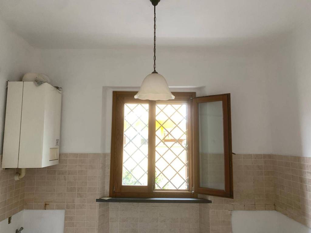 Casa indipendente a San giuliano terme in via dei tulipani, 1 - Foto 4