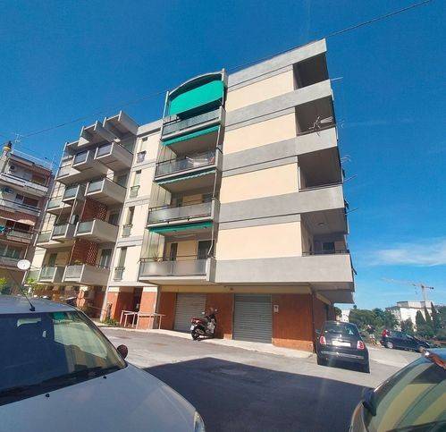 Appartamento a Savona in Via Genova - Foto 3