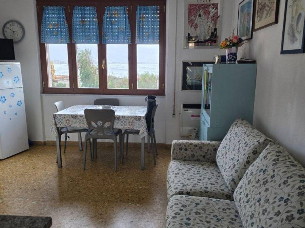Appartamento a Ameglia in Via P. Ratti - Foto 4