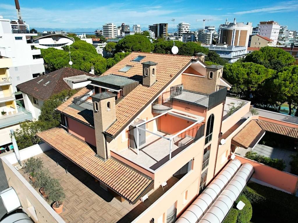 Attico / mansarda a Lignano sabbiadoro in Viale Venezia, 1 - Foto 2