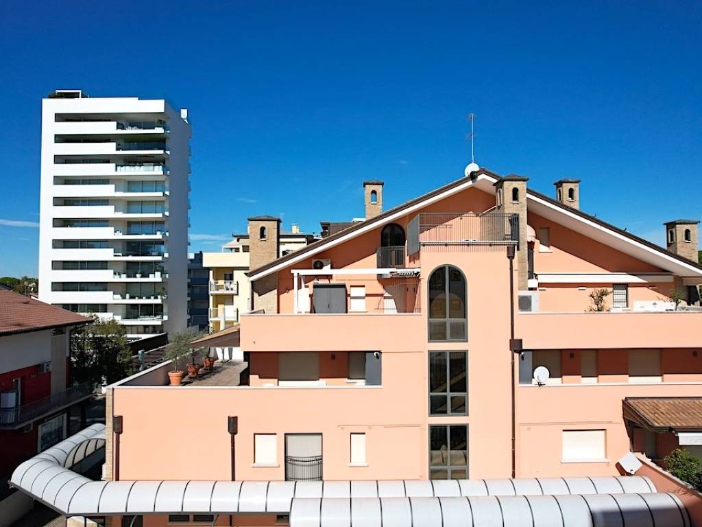 Attico / mansarda a Lignano sabbiadoro in Viale Venezia, 1 - Foto 4