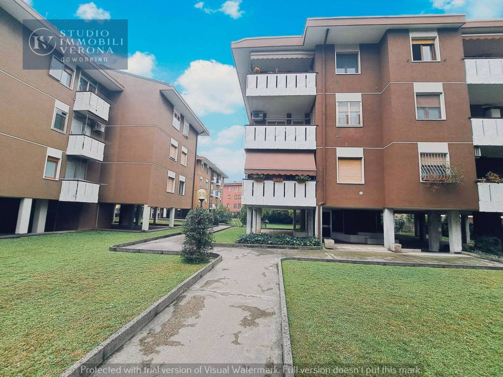 Appartamento a Verona in Via Girolamo Dalla Corte, 12 - Foto 2