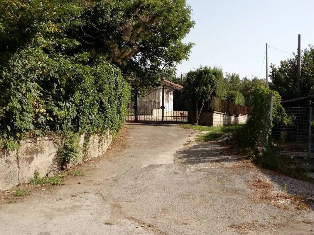 Immobile a Avellino in Contrada Santorelli S.N.C. - Foto 5