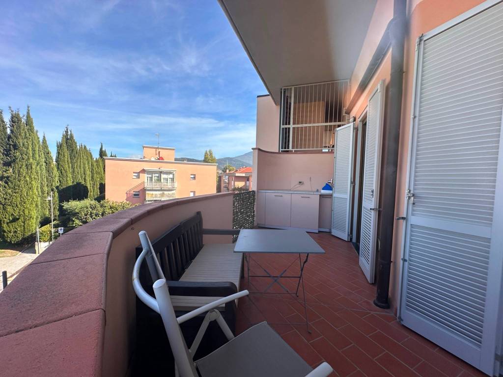 Appartamento a Calenzano in Via del Pino - Foto 2