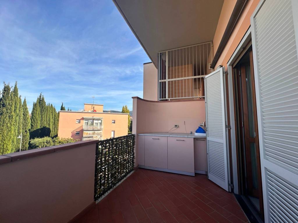Appartamento a Calenzano in Via del Pino - Foto 5