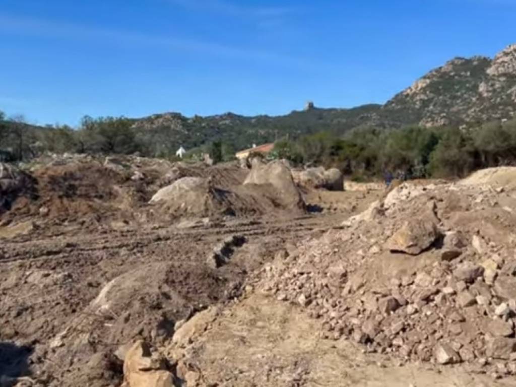 Terreno a Arzachena in Via Lu Mindicheddu - Foto 4
