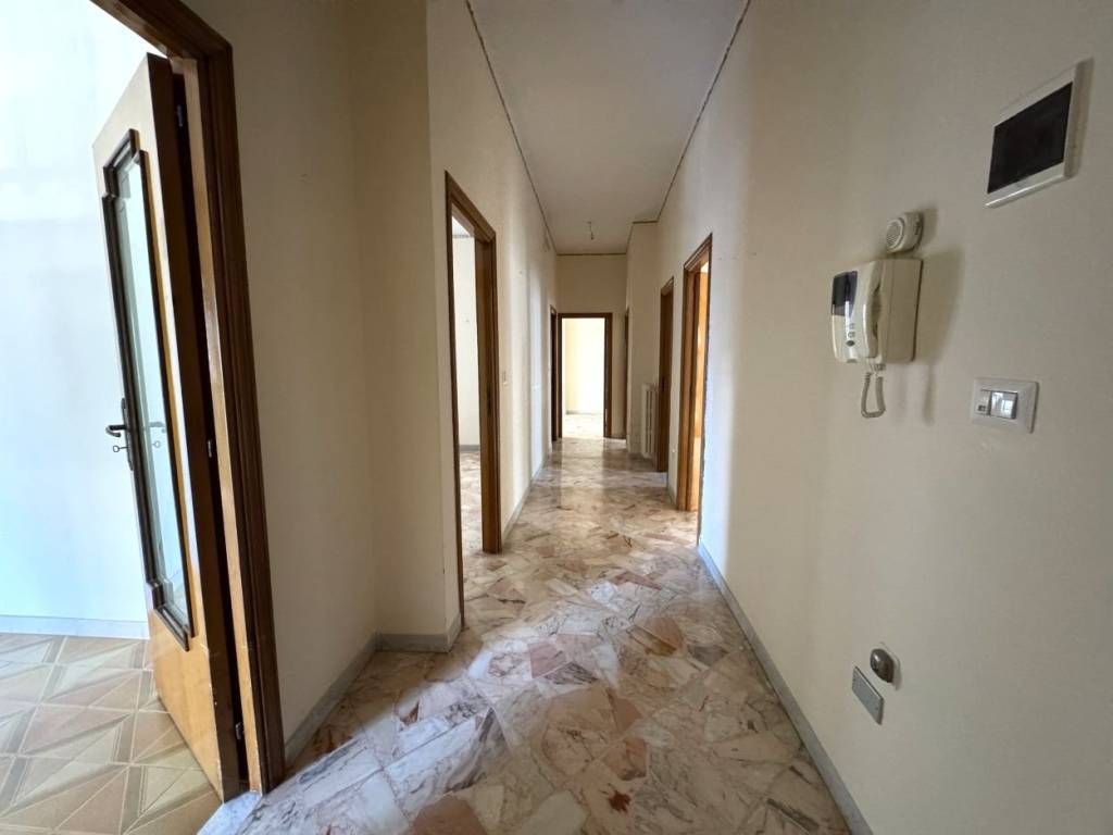 Appartamento a Ruvo di puglia in Via Rodolfo Morandi - Foto 3