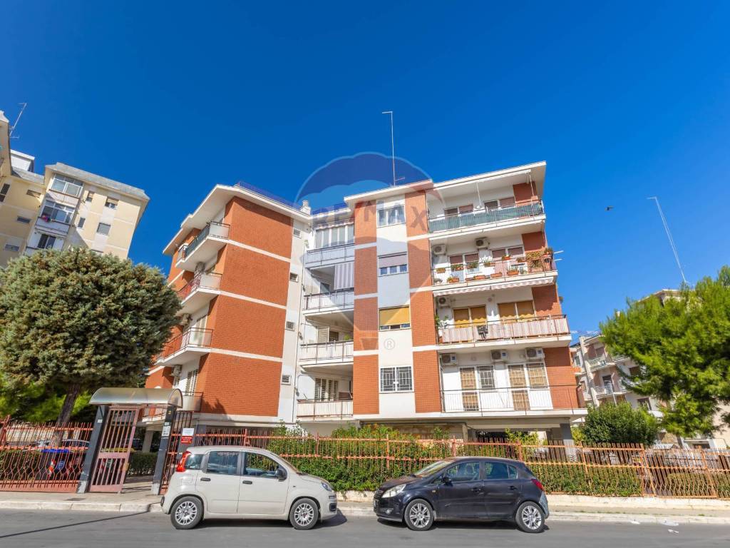 Appartamento a Bari in Via Basilicata, 2 - Foto 2