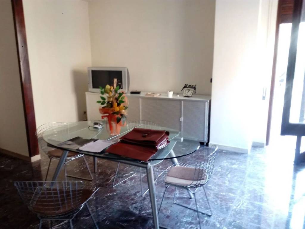 Appartamento a Avellino in Area Residenziale Semicentrale Cappuccini - Via Scandone - Foto 3