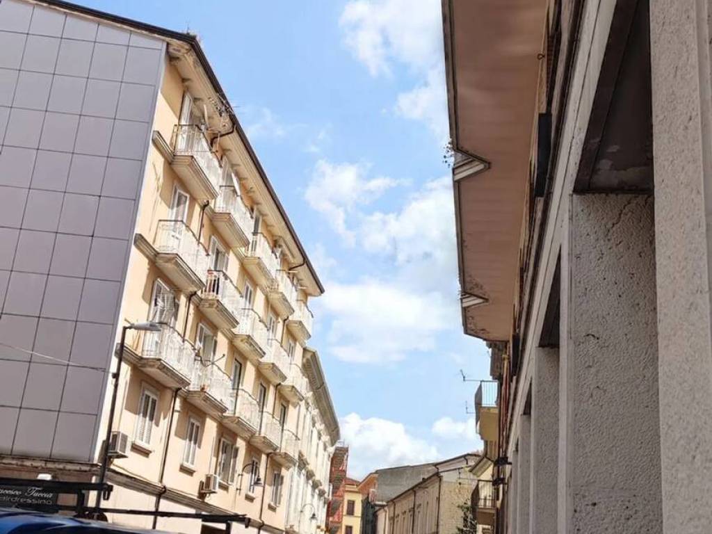 Appartamento a Avellino in Centro S.N.C. - Foto 2