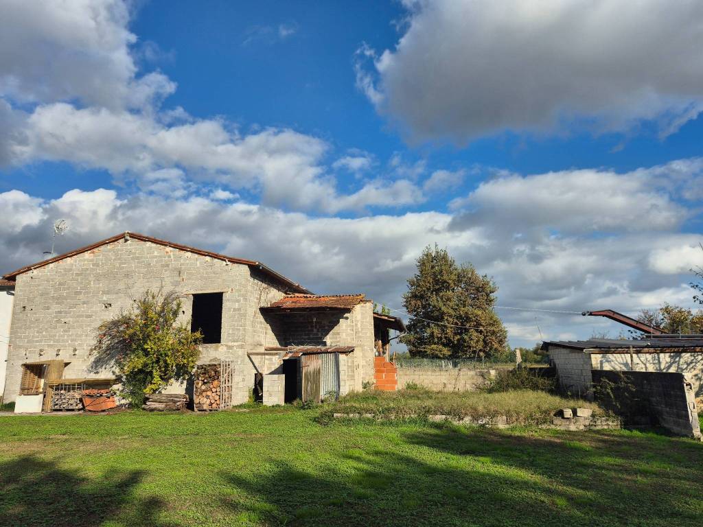 Casa indipendente a Loria in Via Alcide De Gasperi, 31 - Foto 2