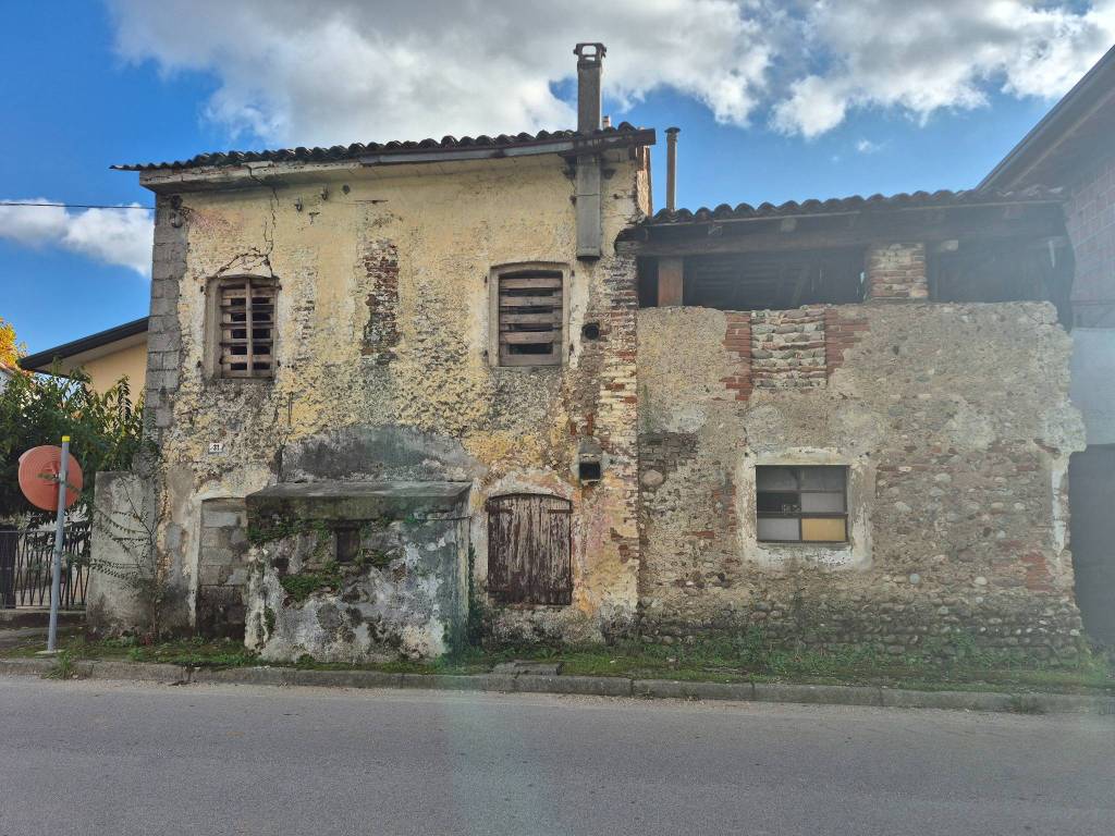 Casa indipendente a Loria in Via Alcide De Gasperi, 31 - Foto 4