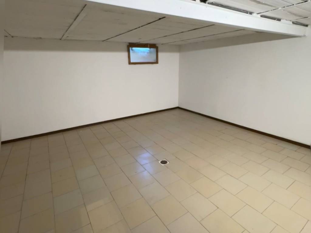 Appartamento a Piacenza in Via Tortona - Foto 2