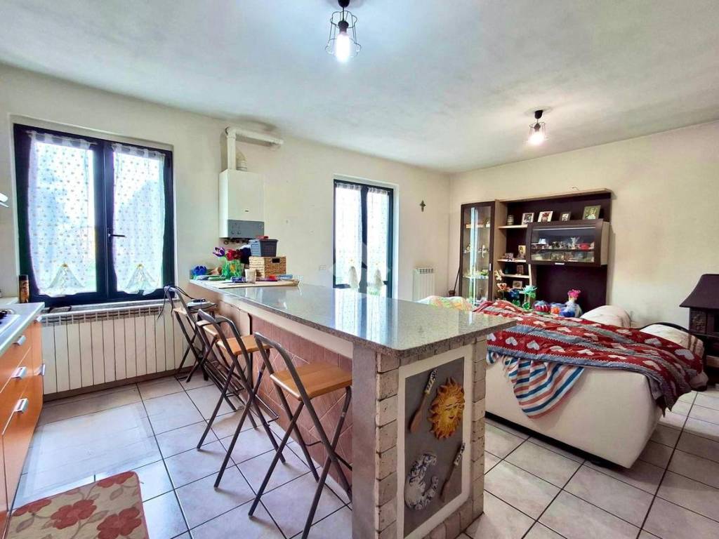 Casa indipendente a Fiorenzuola d'arda in Località S. Protaso, 137 - Foto 4