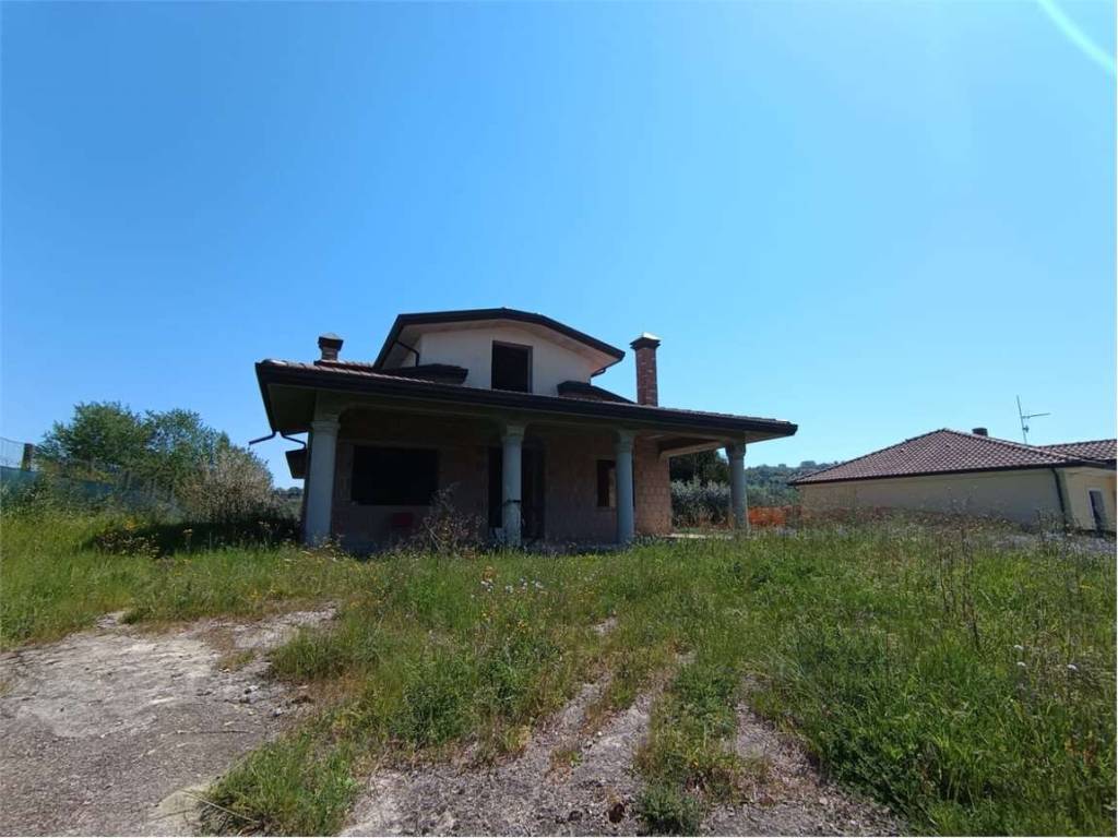 Villa a Benevento in Via Torre Alfieri - Foto 2