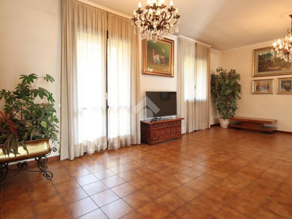 Villetta a schiera a Barzanò in Via Leonardo da Vinci, 5 - Foto 3