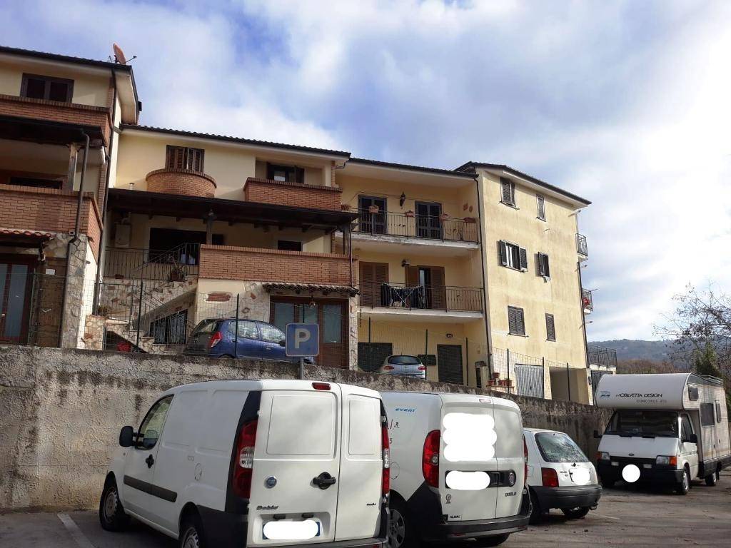 Appartamento a Pratola serra in Via Acquaviva - Foto 2