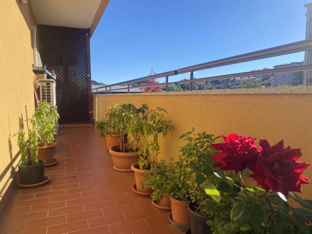 Appartamento a Lipomo in Via Camponuovo, 106 - Foto 4