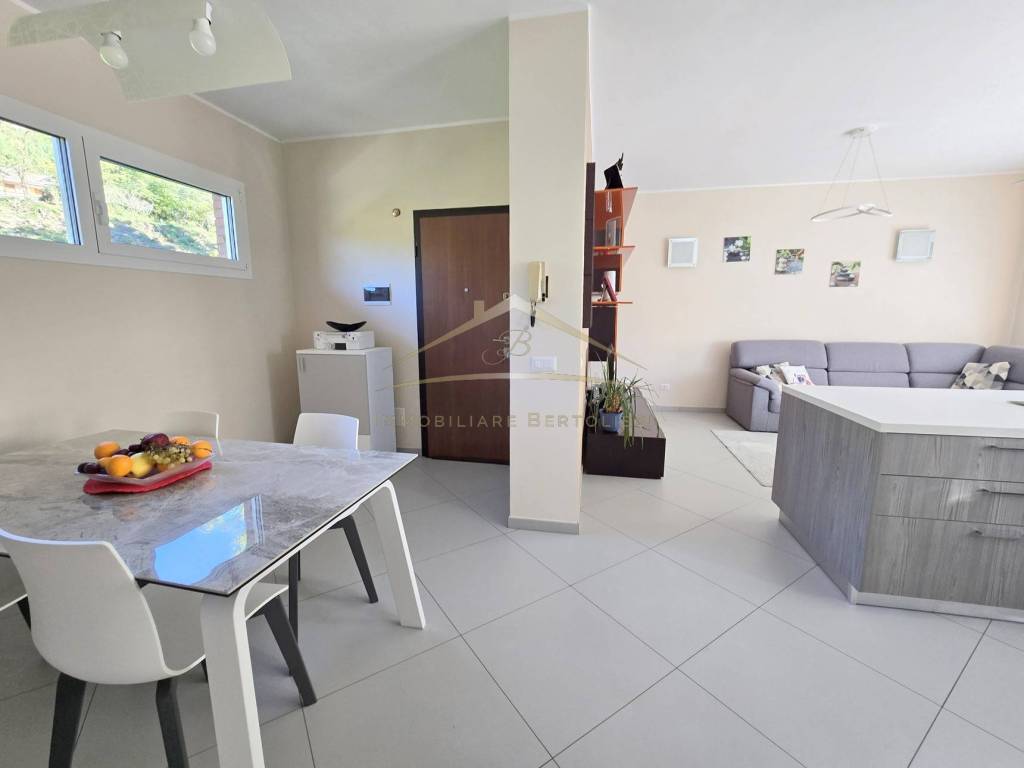 Appartamento a Borgosesia in Via dei Mille, 11 - Foto 4