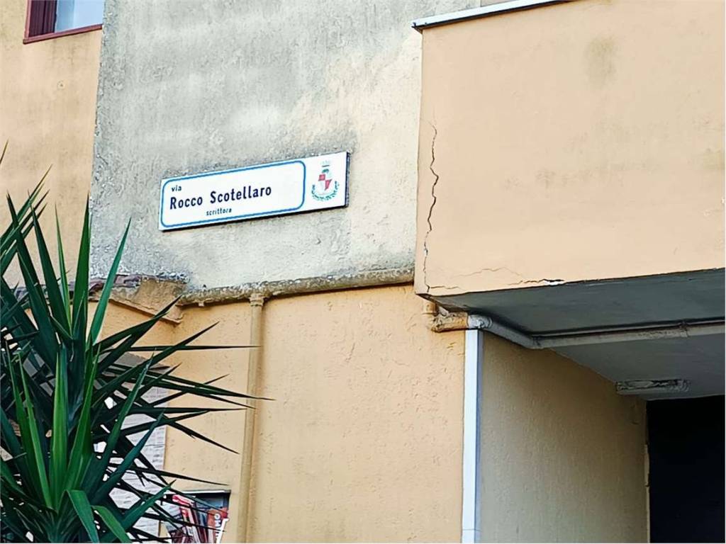 Appartamento a Benevento in Via Rocco Scotellaro *** - Foto 2