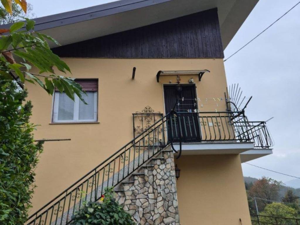 Appartamento a Ronco scrivia in Frazione Pietrafraccia - Foto 5