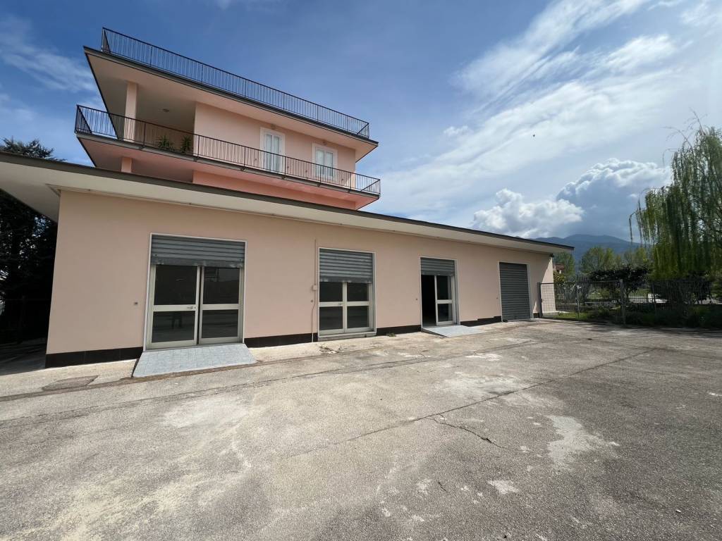 Immobile a Pollena trocchia in Via Giuseppe Garibaldi, 403 - Foto 2