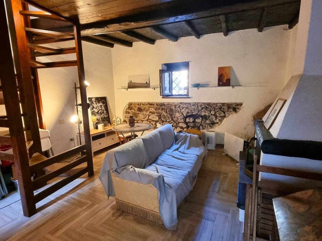 Appartamento a Trevignano romano in Via Piero Ginori Conti - Foto 2