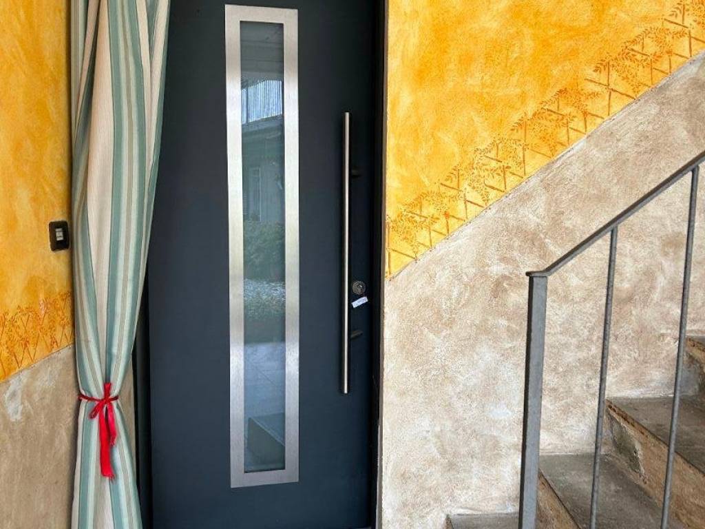 Appartamento a Vedano olona in Via dei Martiri - Foto 3