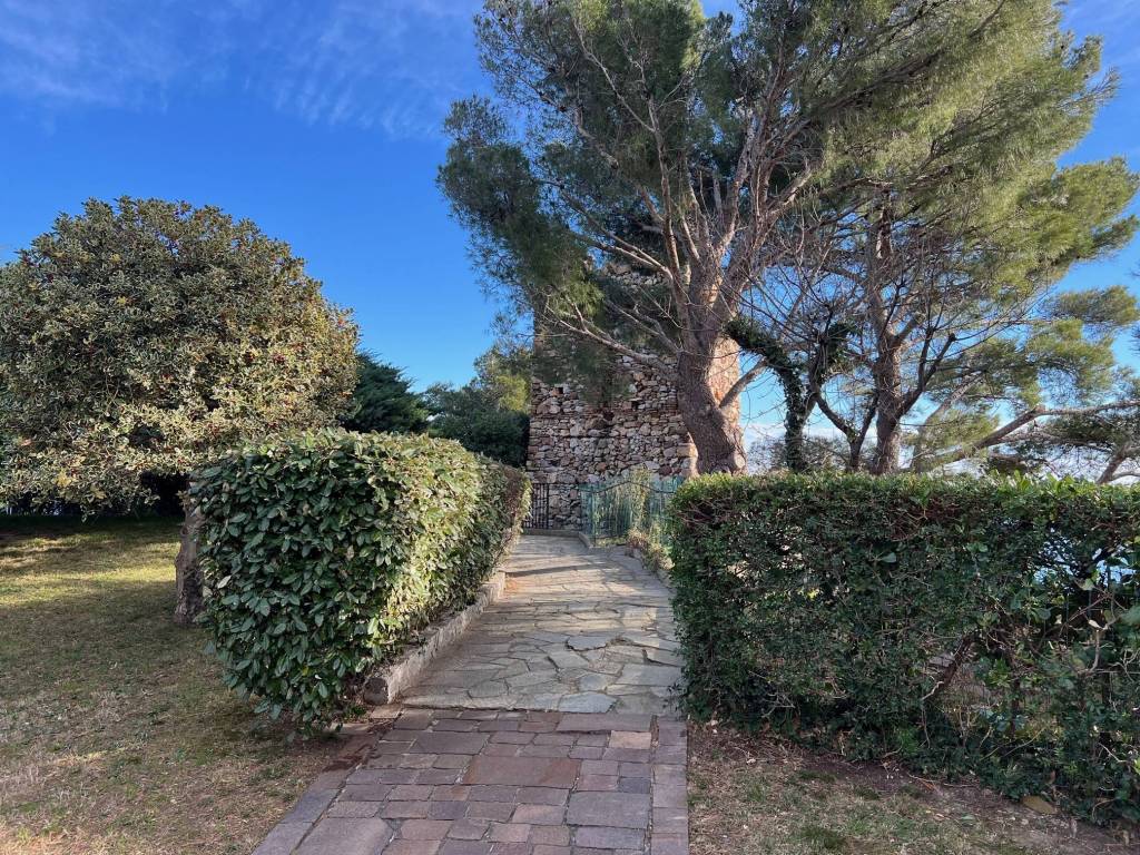 Appartamento a Bergeggi in Via Torre d'Ere, 40 - Foto 3