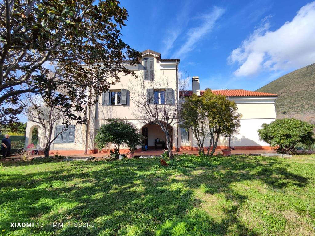 Villa a Albenga in Via Piamboschi - Foto 2