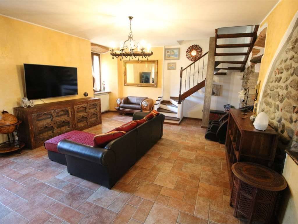 Casa indipendente a Suisio in VIA SORTE , 3 - Foto 2