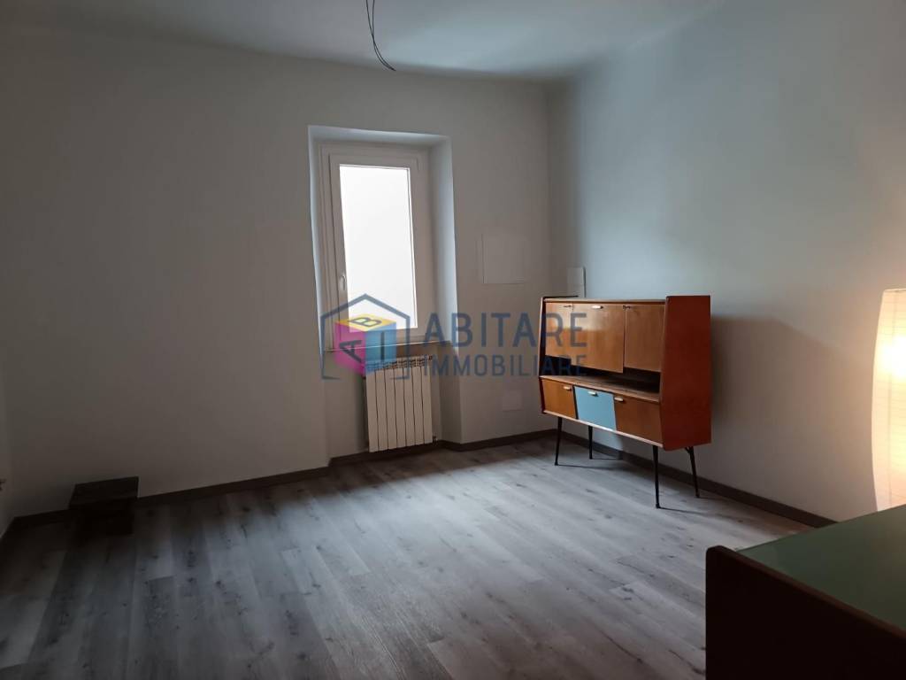 Appartamento a Livorno in Via Azzati, - Foto 2