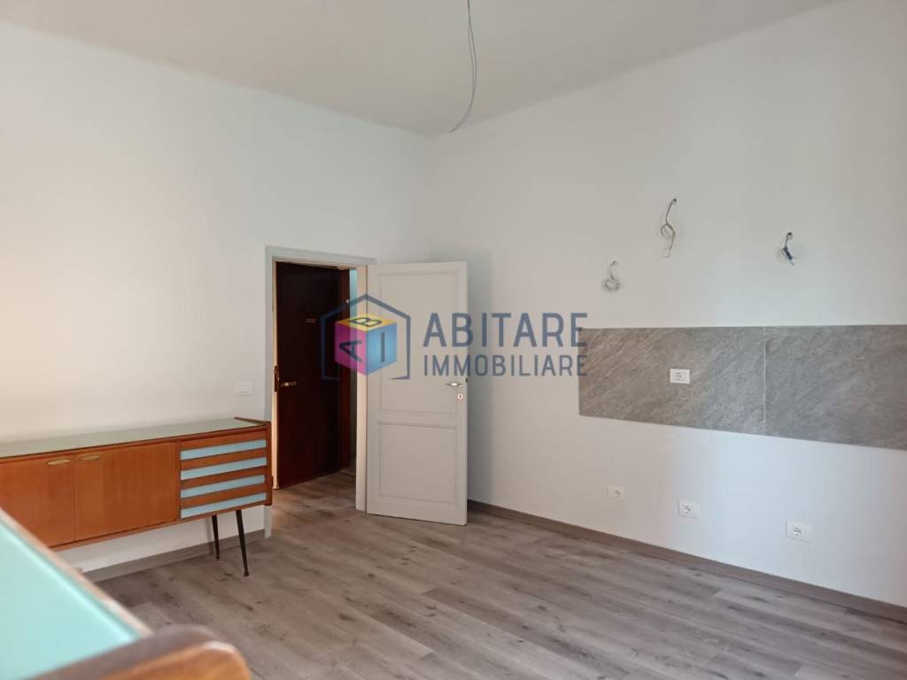 Appartamento a Livorno in Via Azzati, - Foto 4