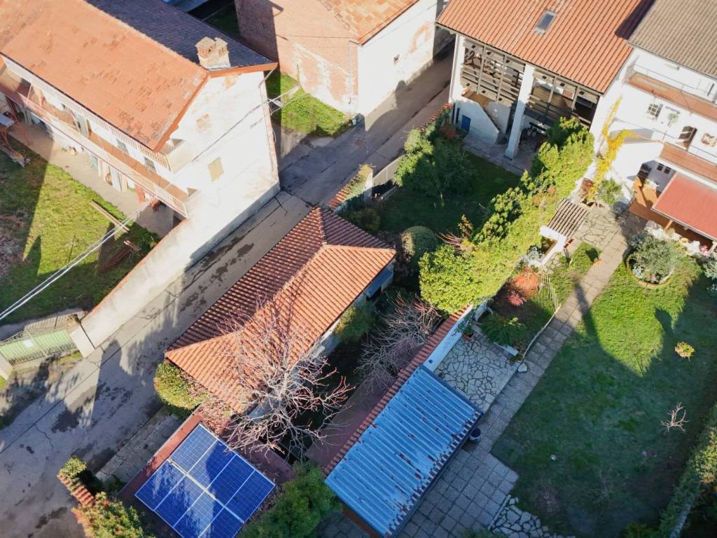 Casa indipendente a Agrate conturbia in Via Cameriano, 12 - Foto 2