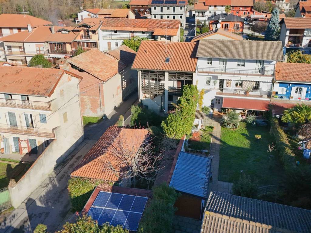 Casa indipendente a Agrate conturbia in Via Cameriano, 12 - Foto 3