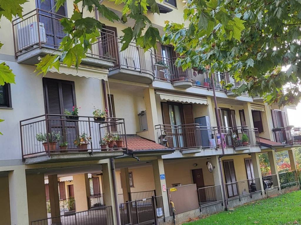 Appartamento a Cairate in Via dei Tesoreggi - Foto 3