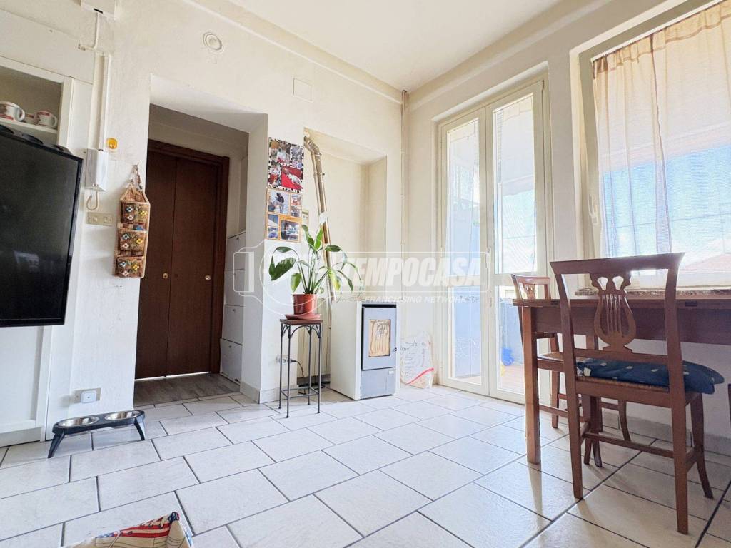 Appartamento a Vigliano biellese in Via Pietro Torrione - Foto 4